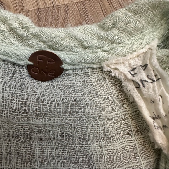 FP ONE Sage Green Muslin Top - Picture 4 of 9